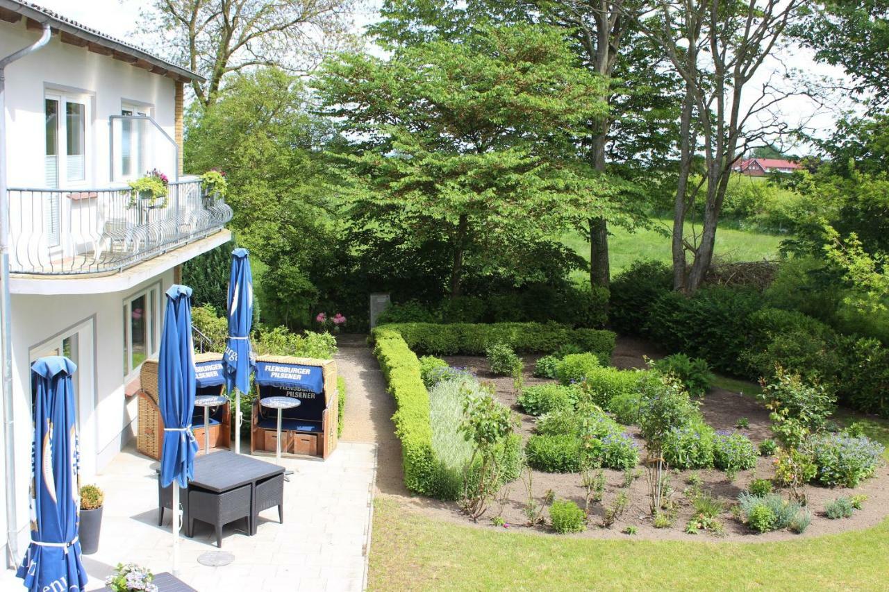 Hotel Gasthuus Spieskamer Hasselberg  Exterior foto